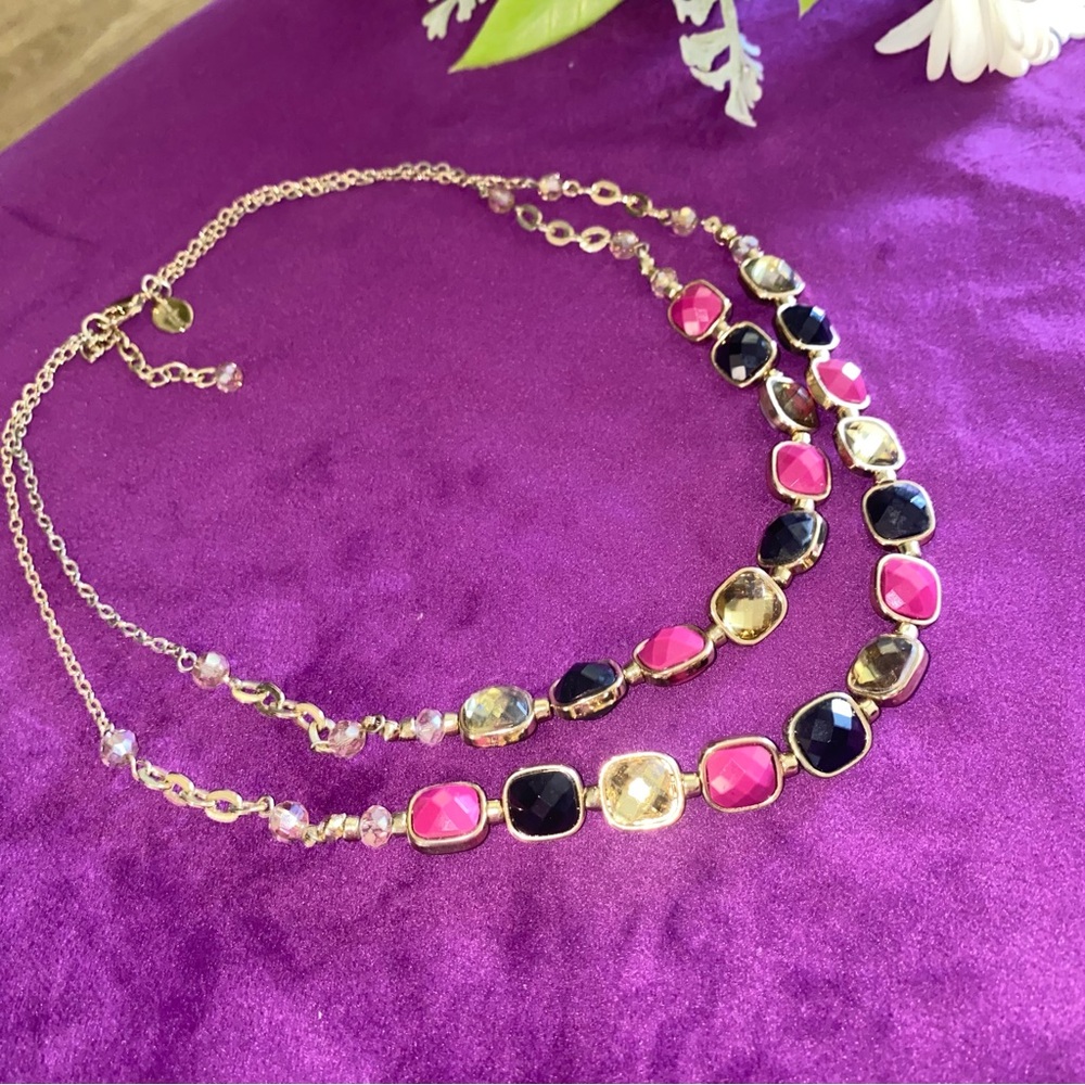 White House Black Market Pink and Black Necklace Elegant Design